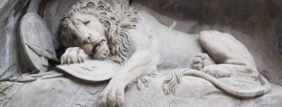 lion-monument-Image by Hans Braxmeier from Pixabay.jpg