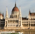 Budapest Parliament building Image by Hermann Traub from Pixabay.jpg